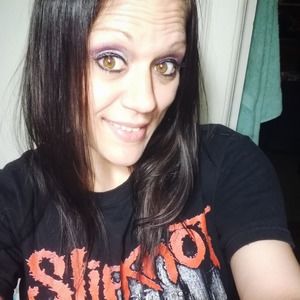 Meet your Posher, Chrystal